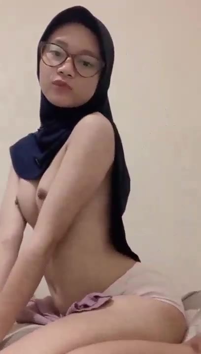 Barbar-merged-1682320469530 Abg Jilbab Cantik Kacamata Belajar