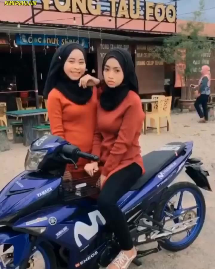 P3 Koleksi Ukhti Jilbab Nor Adilla Tiktoker Colok Memek Output P1