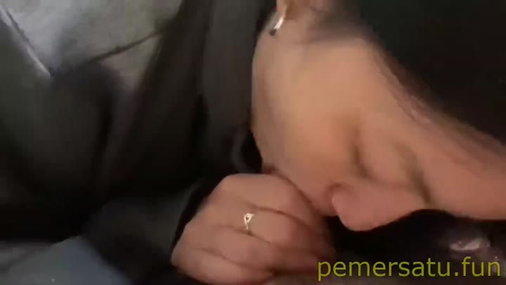 P12 Abg 18yo Jepit Kontol
