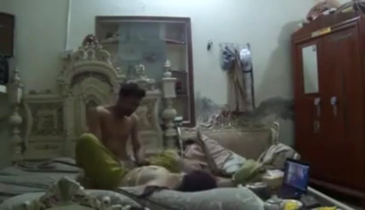 Thumbnail untuk Bokep Muasin Tetangga Sebelah Anak 1 Viral smp