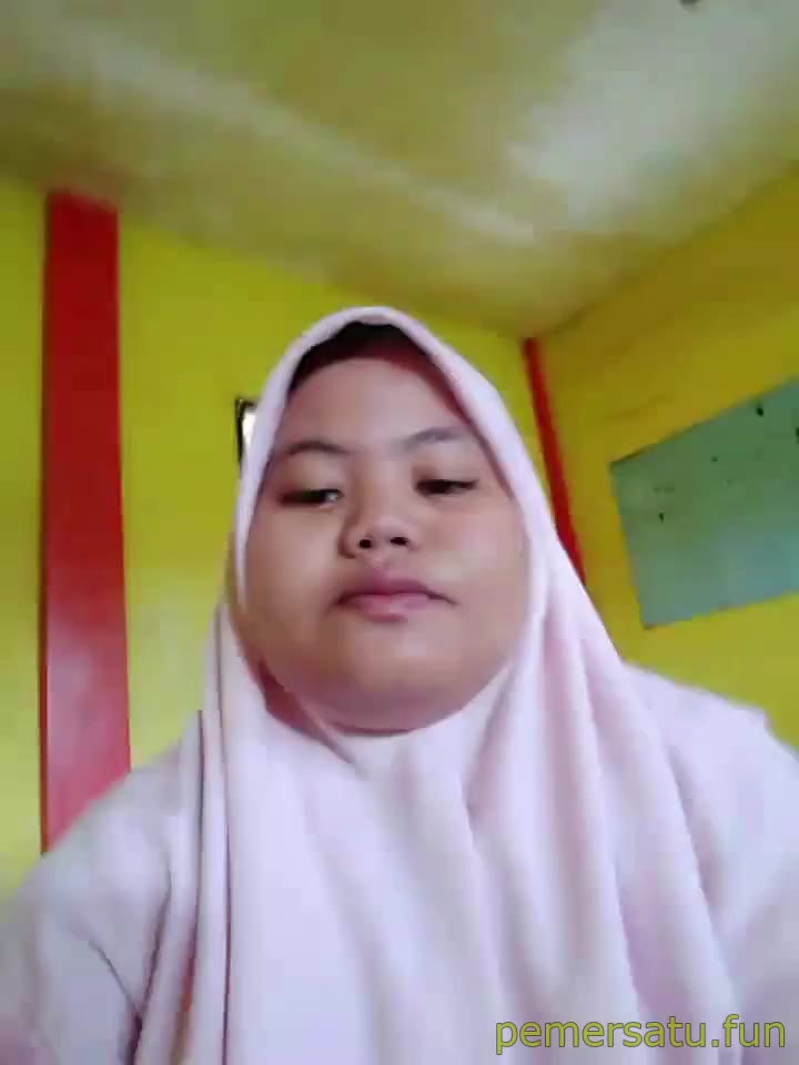 P26 Sari ABG 18yo Montok Gemoy Memek Item Pemersatu Fun