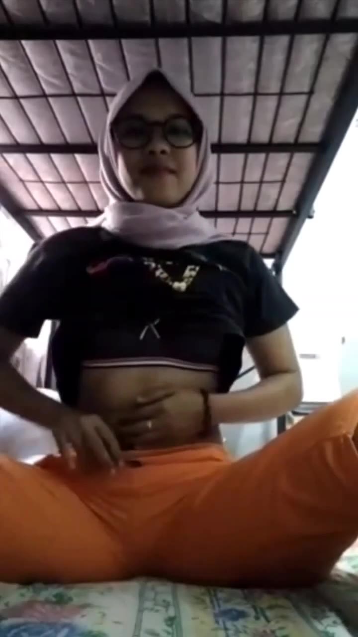 P5 Koleksi Jilbab Kacamata Yang Suka Pamer Nenen 6 Videos Out P1