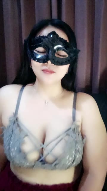 Lee Shaaa ID 1739839278599536641 Hot51 telegram bot @DSrecordbot