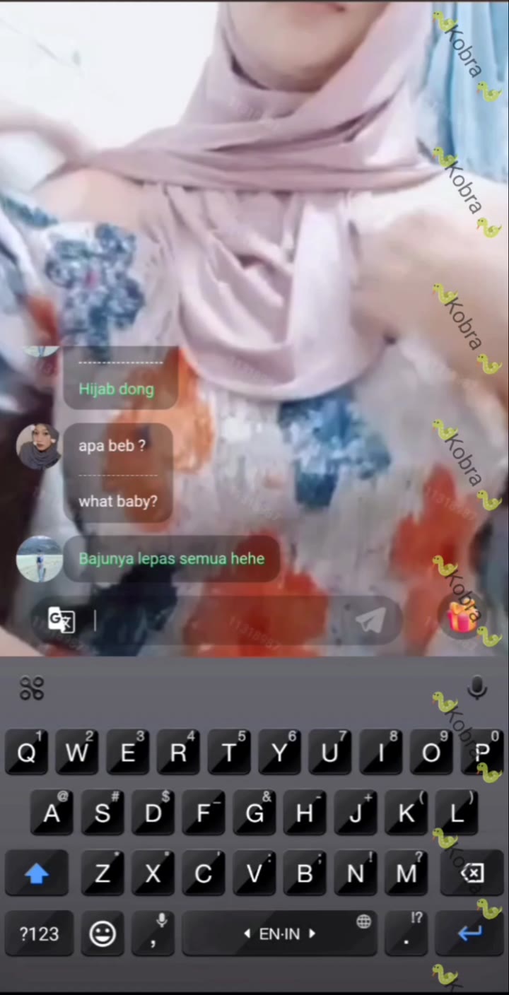 Jilbab ABG Lugu Tapi Hobi Colmek