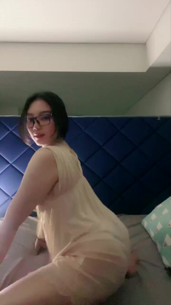 Thumbnail untuk Lia Update 4 Full album Link Bokepin Bokep
