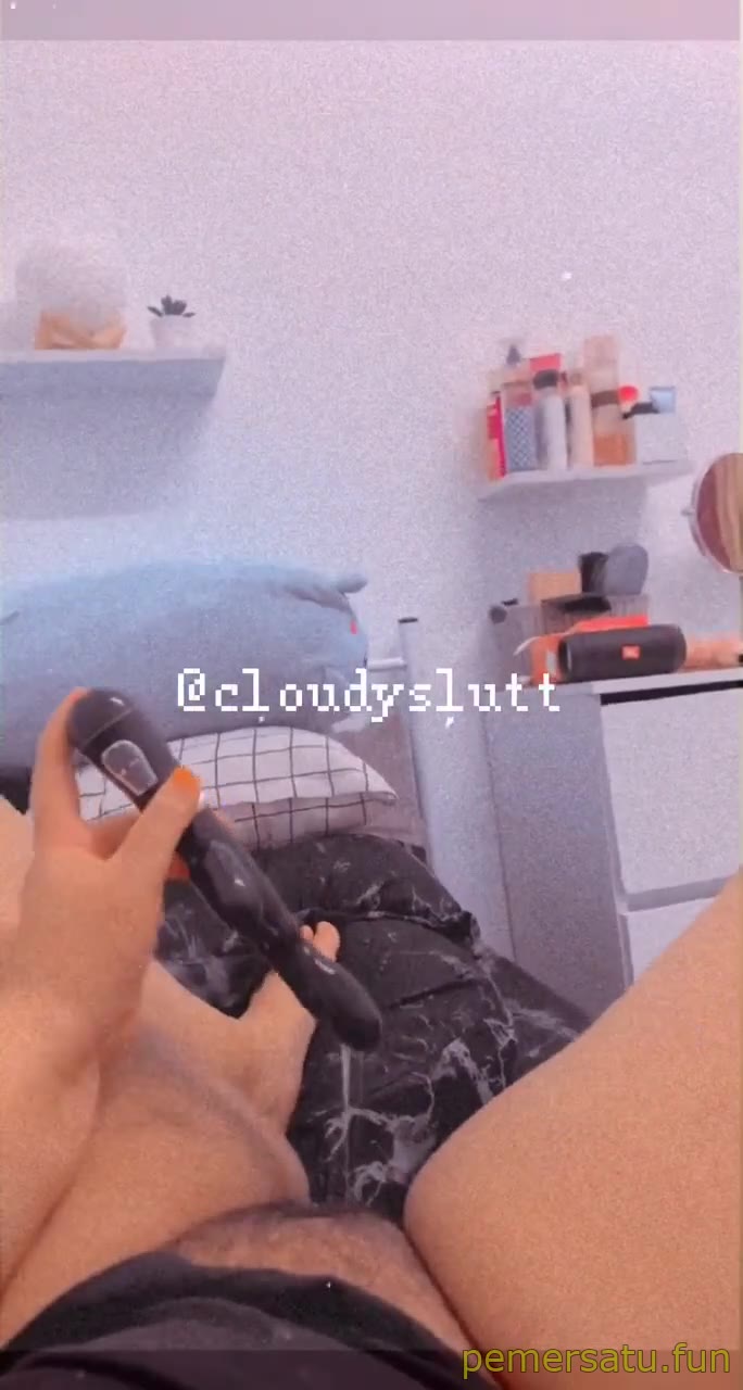 P2 CloudySlutt ABG Jual Konten Colmek Pakai Dildo 18yo Pemersatu Fun