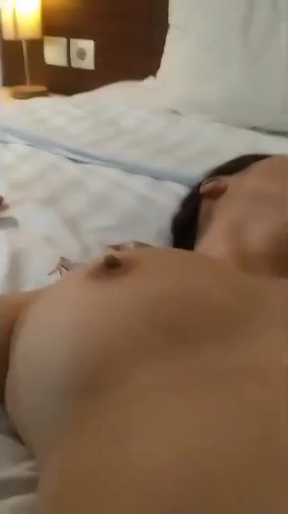 Thumbnail untuk Virly Virginia 2 T Me Bokepigodood simontok Pemersatu