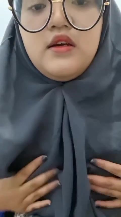 Thumbnail untuk Hijab Gemoy Squirt Muncrat Dood tele Viral Stw