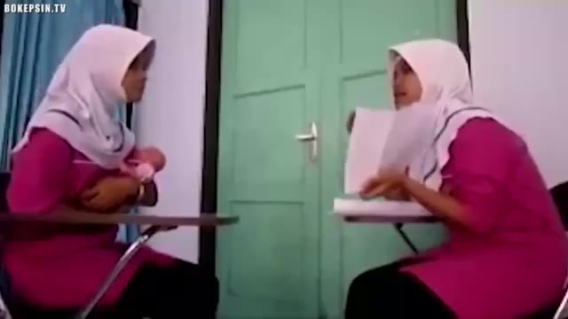 Thumbnail untuk Mahasiswa Kebidanan Praktek Menyusui Esemah Ayamkampus Remastetek Nyusu