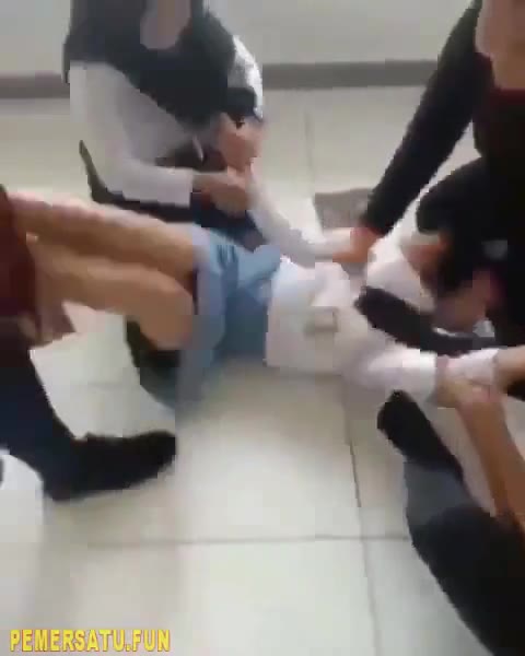 Kelas Dimainin Temen Temen Di