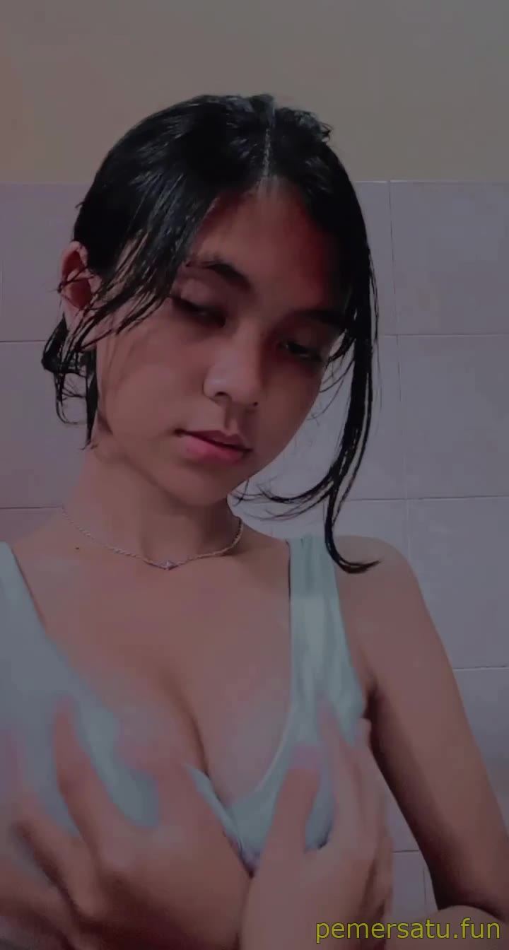 P15 Eva Celia Abg 18yo Pemersatu Fun