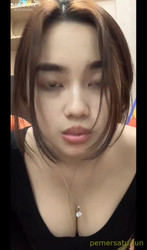 P30 Keyshit Cantik Mulus Sange Suka Colmek Crot