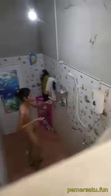 Ketauan Heboh Ngintip Abg Tetangga