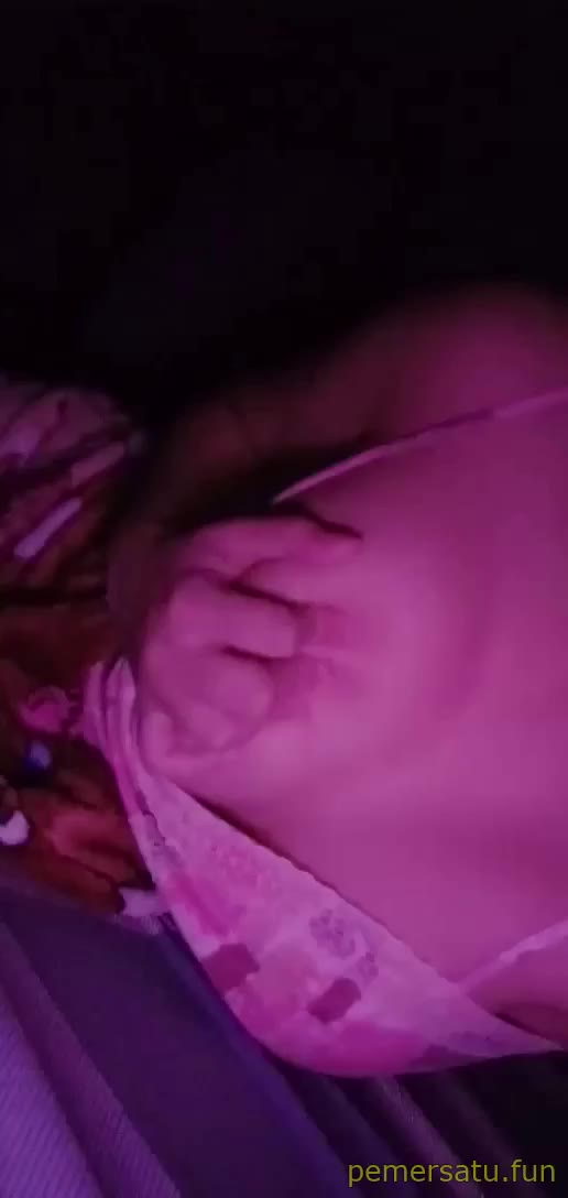 P76 Isi Galeri Chindo Mulus Terbongkar Saat Service Hape