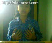 Sekolah Anak SMP Toge Mainin Susu Sebelum Berangkat