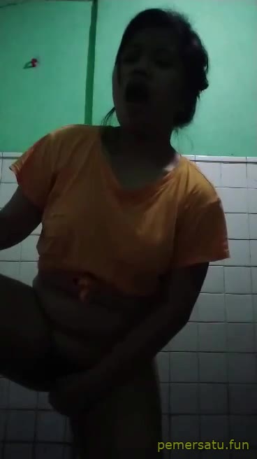 P52 Camille Golifardo 18yo Mulus Sange