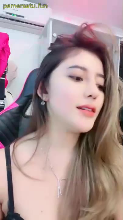 P3 Lidya Danari Live Cantik Binal