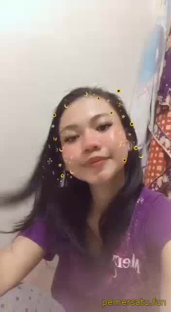 P44 Arinah Jilbab Binal Suka Bikin Status IG