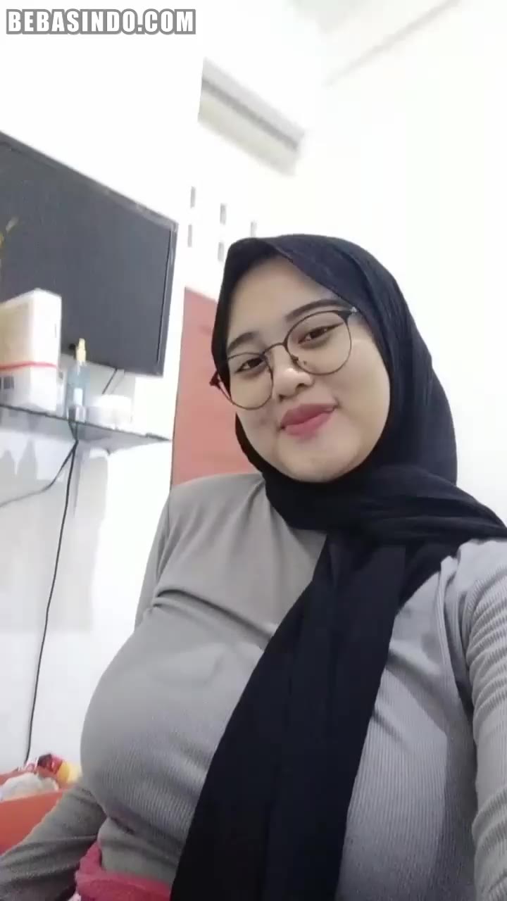 Thumbnail untuk 2250 Bokep Indo Acha Pakai Jilbab Toket Gede