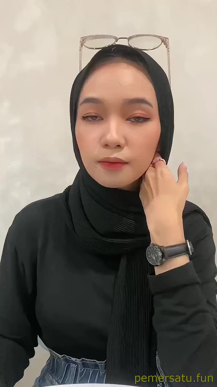 P15 Trakteer Fadhilarzk Hijab Sange Viral
