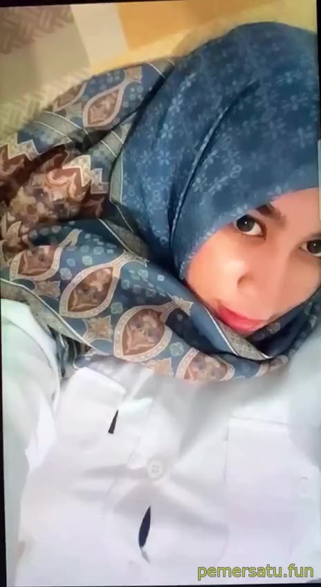 P1 Riska Jilbab Tobrot