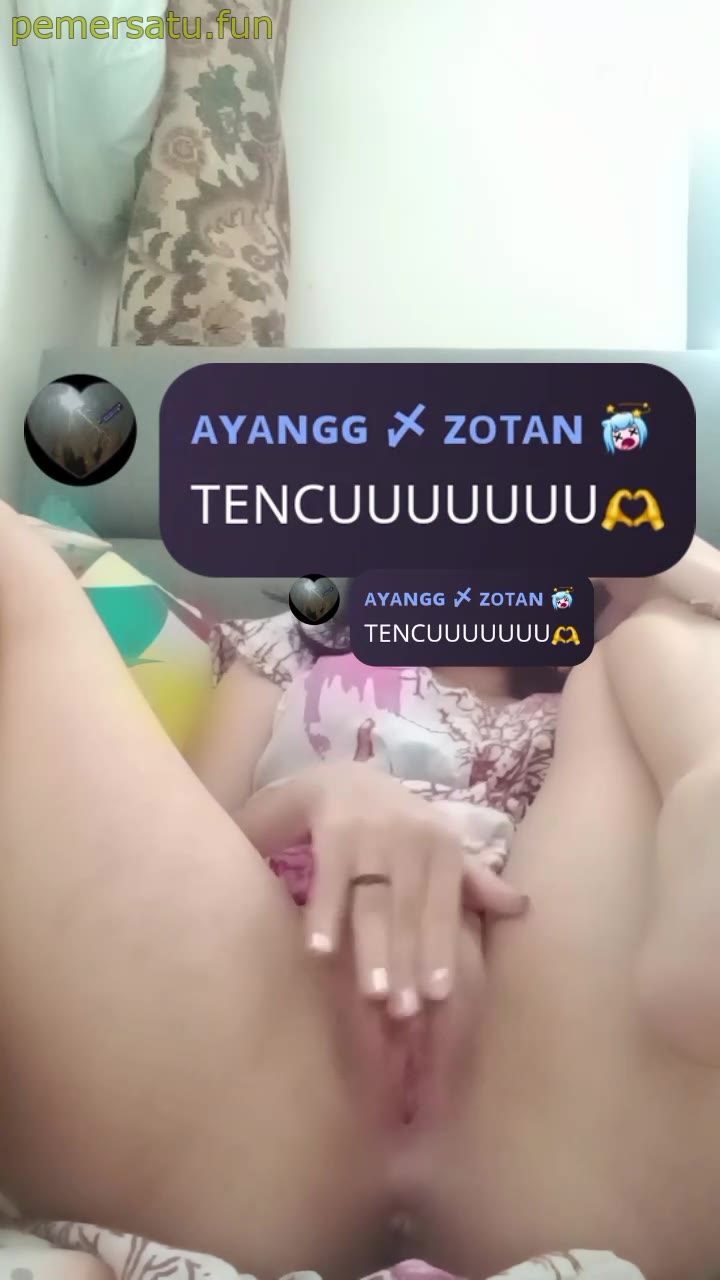 P1 Cila Tocil 18yo Colok Memek