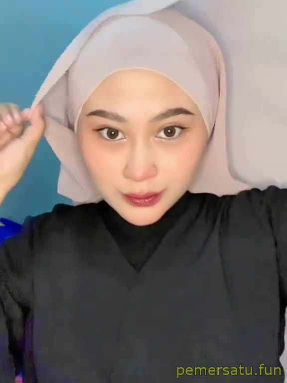 P16 Pasutrinoid69 Jilbab Cakep Ngentot