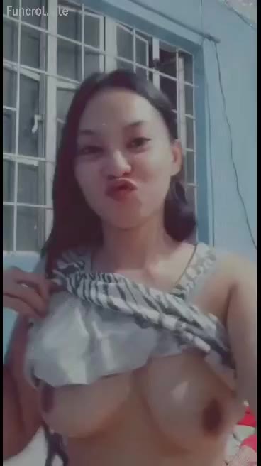DoodStream Abg Cakep Pamer Toket Untuk Bacol Bokep Indo Viral -