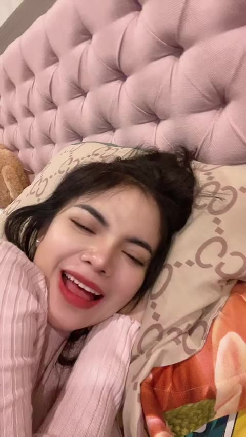 Thumbnail untuk Dinar Candy Dinarcandy25 Sedang Live Tiktok 2022 10
