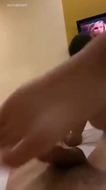 Thumbnail untuk Sepasang Abg Mesum Di Wc Mall Bokepipin Video