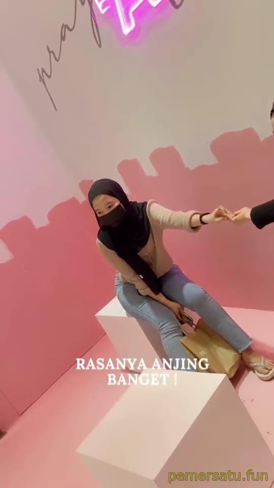 P9 Abg 18yo Colok Memek Pakai Wortel