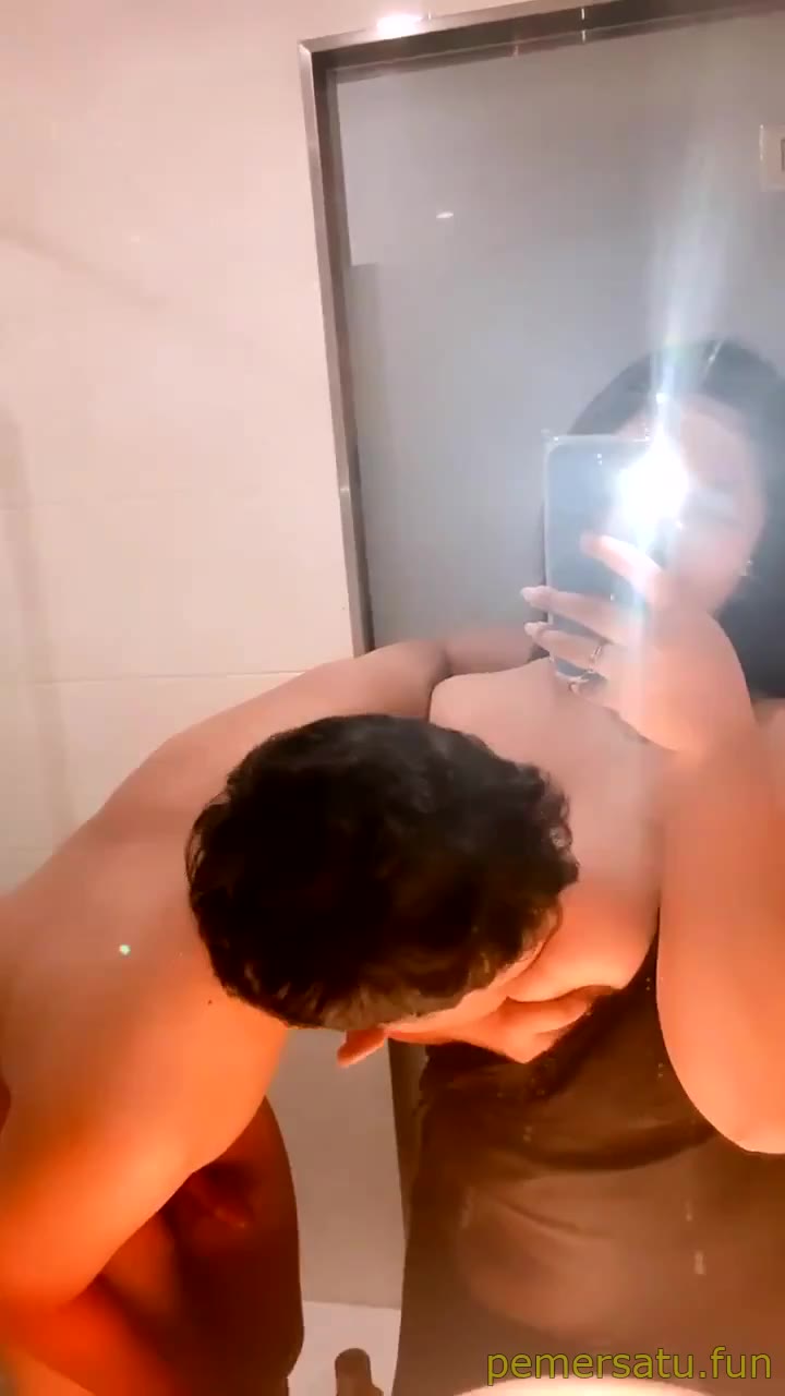 P11 Kiara Selebgram Suka Ngewe Ama Pacar