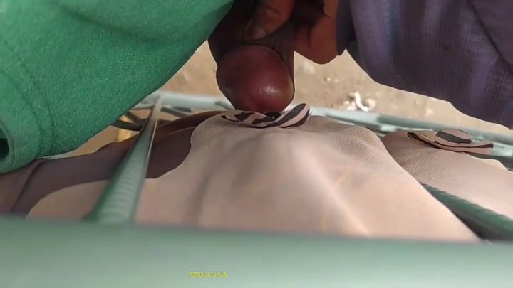 (new) Eksib Coli Crot Di Jilbab Mamah Muda