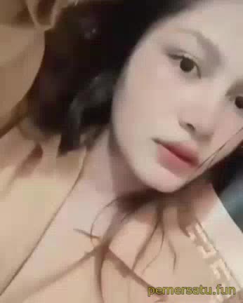 P8 Jilbab Anggun Ternyata Suka Colmek Sendiri