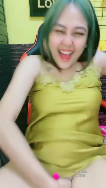 Lesbi Kakak Octa Makin Cakep Omek Host