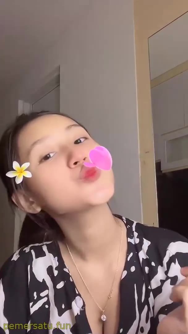 P2 Becca Cakep Mulus Tembem 18yo Live