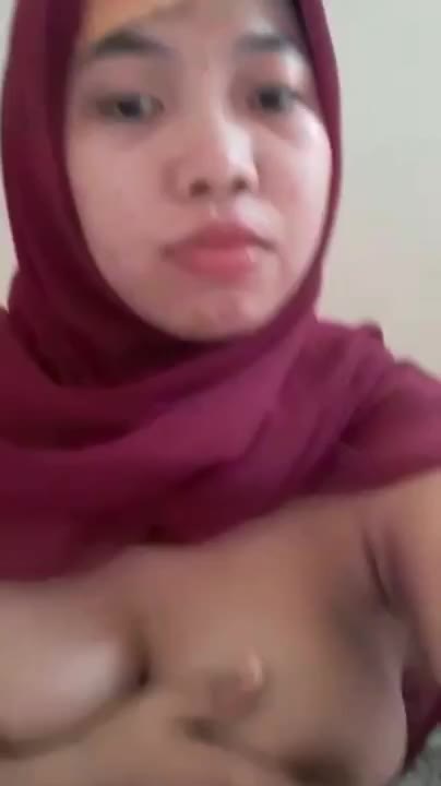 DoodStream Tante Ini Meskipun Toketnya Gede Tapi Memeknya Kendor - DoodStream -