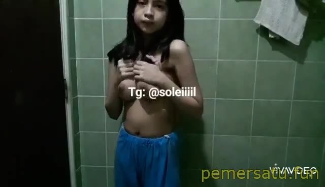 P6 Dek Solie Imut ABG 18yo Remas Toket Masih Perawan