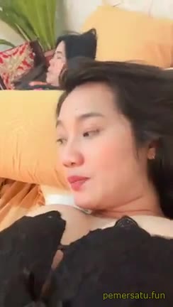 Haram Virly Viginia Lagi Ngobrol Pake Baju