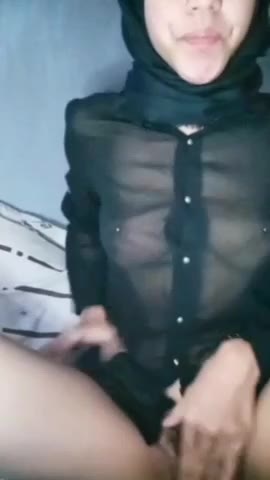 2 Ukhti Hijab Hitam