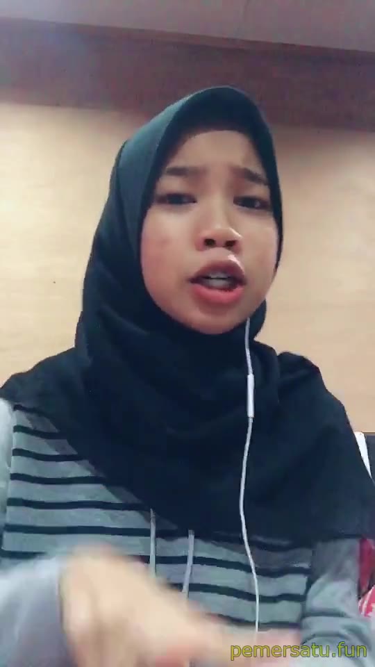 P133 Nurul Syafina Jilbab Pap Tetek