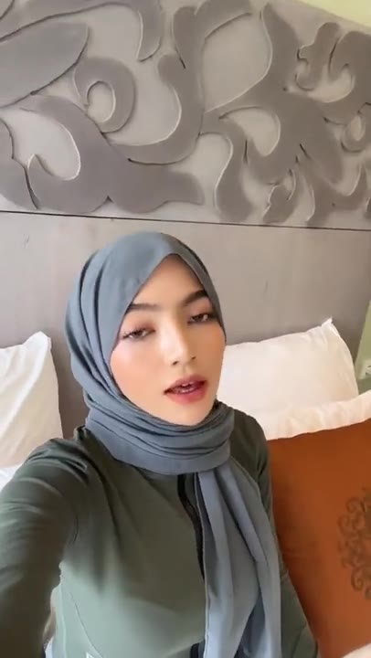 Cuplikan Video Oklin Hot Davis Bochiel Telegram zalva