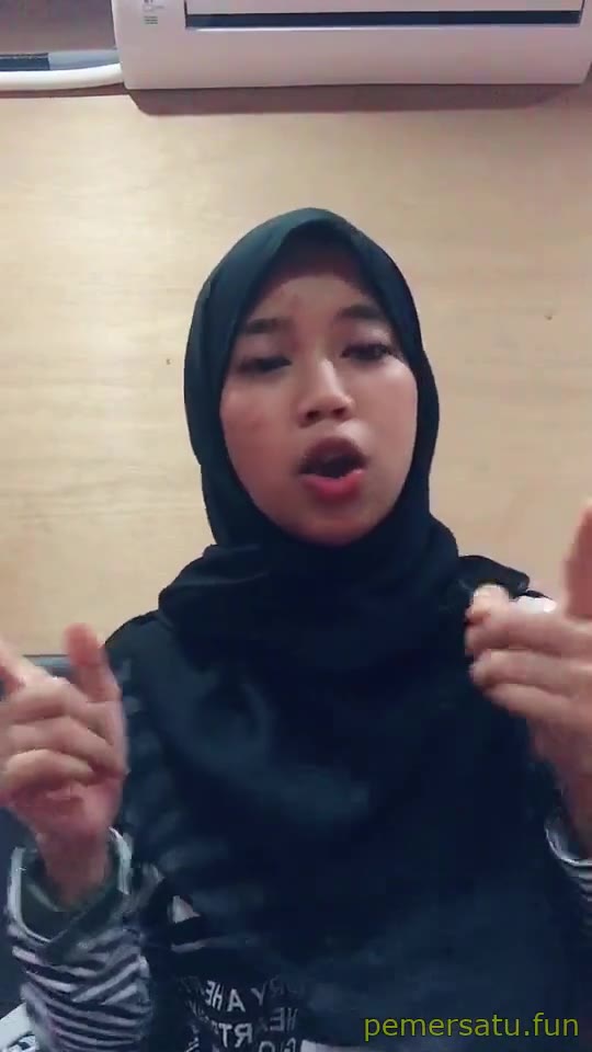P146 Nurul Syafina Jilbab Pap Tetek