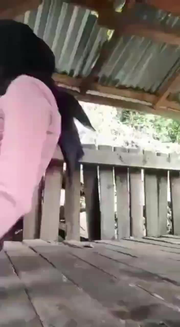 Gubug Enak Enak Di
