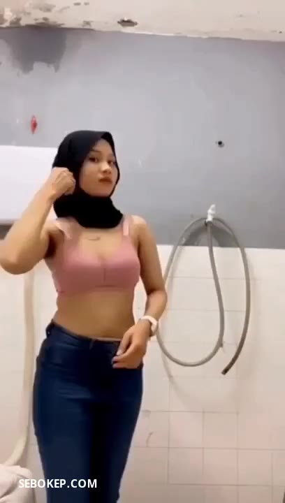 Thumbnail untuk Pap Toket Dari Mega Hijab Remaja Malay Website