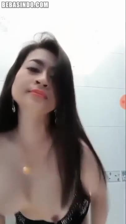 Thumbnail untuk Bokep Indo Vcs Tante Binal Di Kamar Mandi