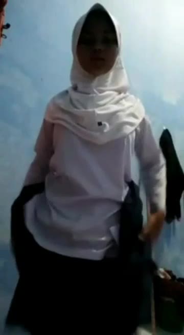 P3 Abg Jilbab Lesya Manis Mata Sayu Suka Colok Memek,mp4
