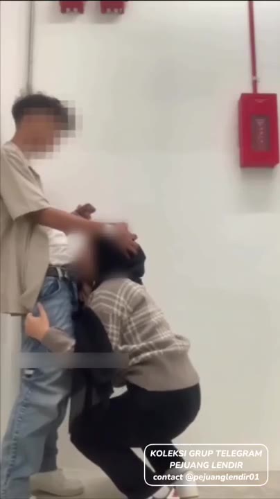 DoodStream Jilbab Indo Terbaru Main Sama Teman Kampus Takut Hampir Ketahuan -
