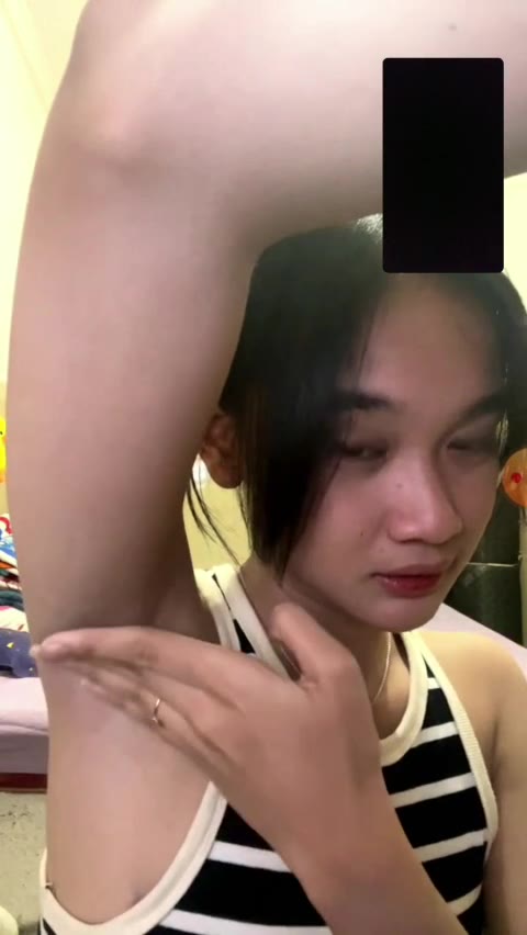 Thumbnail untuk Cici Jakut Ketek Mulus Bersih Seksi Kesebar Bokep