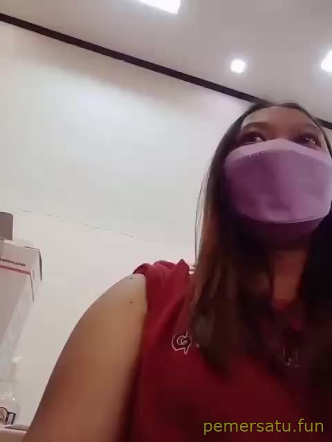 P58 Cassandra V Abg 18yo